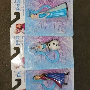 Frozen backpack clip